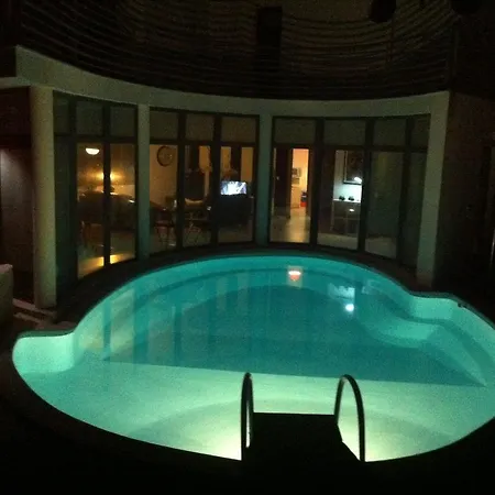 Arrabida Resort *
